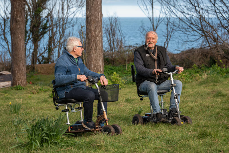 Licht mobility scooter lifestyle shot Licht mobility scooter lifestyle shot